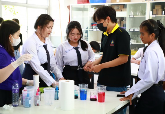 ภาพกิจกรรม  คณะวิทยาศาสตร์และเทคโนโลยี จัดค่ายวิทยาศาสตร์สัญจร ปีการศึกษา 2566  โรงเรียนองค์การบริหารส่วนจังหวัดกำแพงเพชร