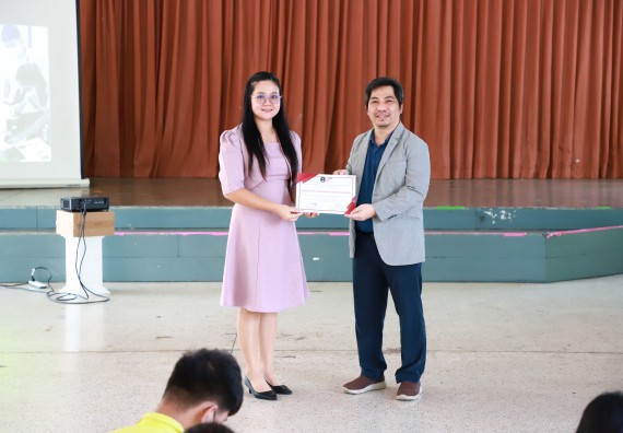 ภาพกิจกรรม  คณะวิทยาศาสตร์และเทคโนโลยี จัดค่ายวิทยาศาสตร์สัญจร ปีการศึกษา 2566  โรงเรียนองค์การบริหารส่วนจังหวัดกำแพงเพชร