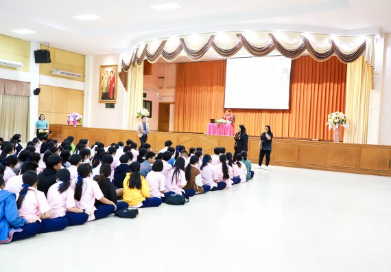 ภาพกิจกรรม  คณะวิทยาศาสตร์และเทคโนโลยี จัดค่ายวิทยาศาสตร์สัญจร ปีการศึกษา 2566  โรงเรียนวัชรวิทยา