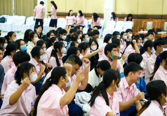 ภาพกิจกรรม  คณะวิทยาศาสตร์และเทคโนโลยี จัดค่ายวิทยาศาสตร์สัญจร ปีการศึกษา 2566  โรงเรียนวัชรวิทยา