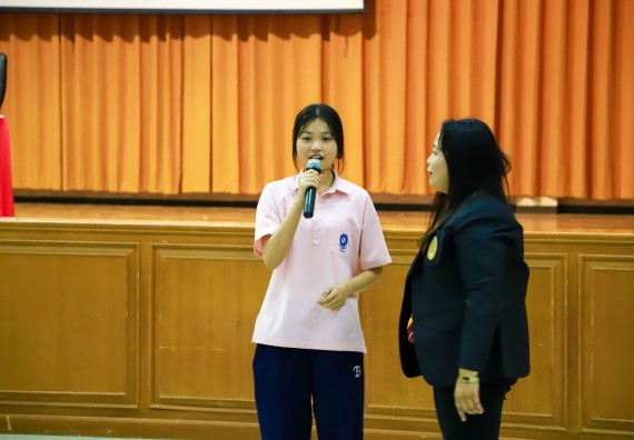 ภาพกิจกรรม  คณะวิทยาศาสตร์และเทคโนโลยี จัดค่ายวิทยาศาสตร์สัญจร ปีการศึกษา 2566  โรงเรียนวัชรวิทยา