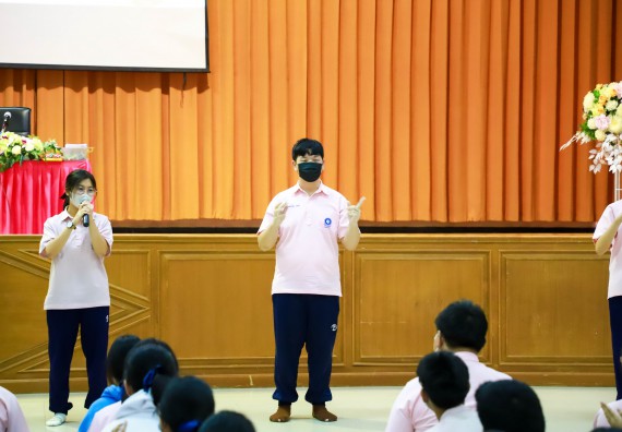 ภาพกิจกรรม  คณะวิทยาศาสตร์และเทคโนโลยี จัดค่ายวิทยาศาสตร์สัญจร ปีการศึกษา 2566  โรงเรียนวัชรวิทยา