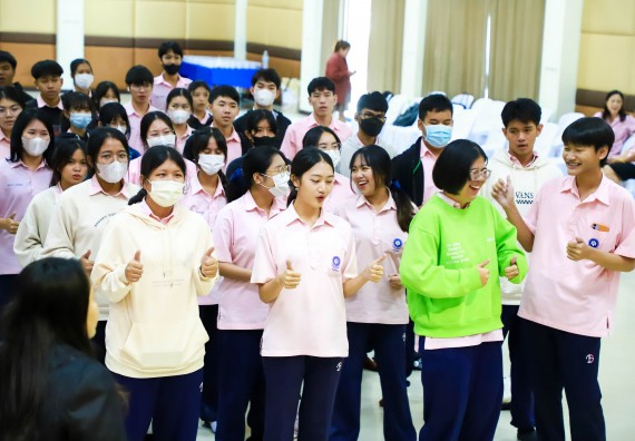 ภาพกิจกรรม  คณะวิทยาศาสตร์และเทคโนโลยี จัดค่ายวิทยาศาสตร์สัญจร ปีการศึกษา 2566  โรงเรียนวัชรวิทยา