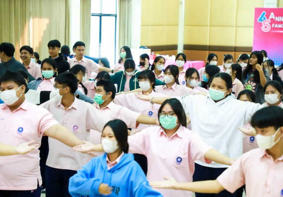 ภาพกิจกรรม  คณะวิทยาศาสตร์และเทคโนโลยี จัดค่ายวิทยาศาสตร์สัญจร ปีการศึกษา 2566  โรงเรียนวัชรวิทยา