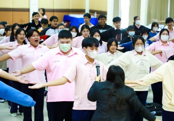 ภาพกิจกรรม  คณะวิทยาศาสตร์และเทคโนโลยี จัดค่ายวิทยาศาสตร์สัญจร ปีการศึกษา 2566  โรงเรียนวัชรวิทยา