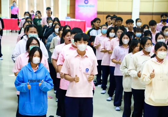 ภาพกิจกรรม  คณะวิทยาศาสตร์และเทคโนโลยี จัดค่ายวิทยาศาสตร์สัญจร ปีการศึกษา 2566  โรงเรียนวัชรวิทยา