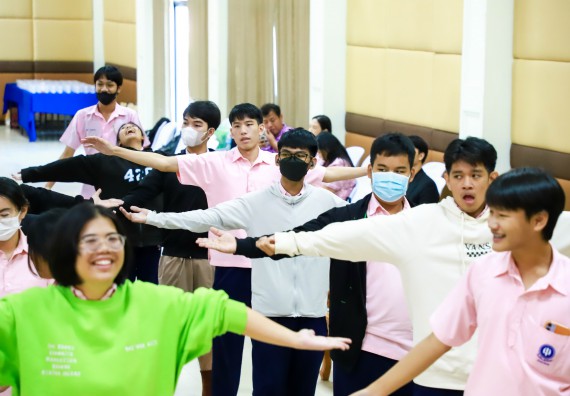 ภาพกิจกรรม  คณะวิทยาศาสตร์และเทคโนโลยี จัดค่ายวิทยาศาสตร์สัญจร ปีการศึกษา 2566  โรงเรียนวัชรวิทยา