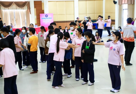 ภาพกิจกรรม  คณะวิทยาศาสตร์และเทคโนโลยี จัดค่ายวิทยาศาสตร์สัญจร ปีการศึกษา 2566  โรงเรียนวัชรวิทยา