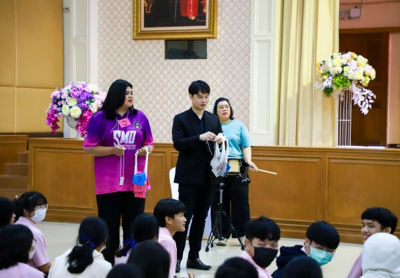 ภาพกิจกรรม  คณะวิทยาศาสตร์และเทคโนโลยี จัดค่ายวิทยาศาสตร์สัญจร ปีการศึกษา 2566  โรงเรียนวัชรวิทยา