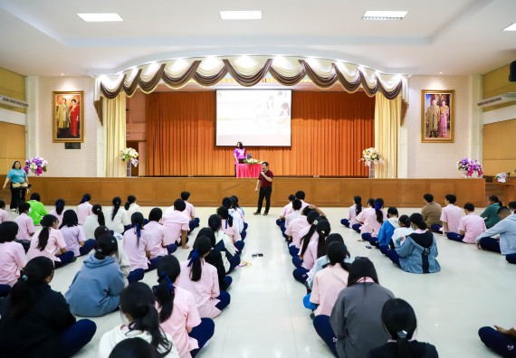 ภาพกิจกรรม  คณะวิทยาศาสตร์และเทคโนโลยี จัดค่ายวิทยาศาสตร์สัญจร ปีการศึกษา 2566  โรงเรียนวัชรวิทยา