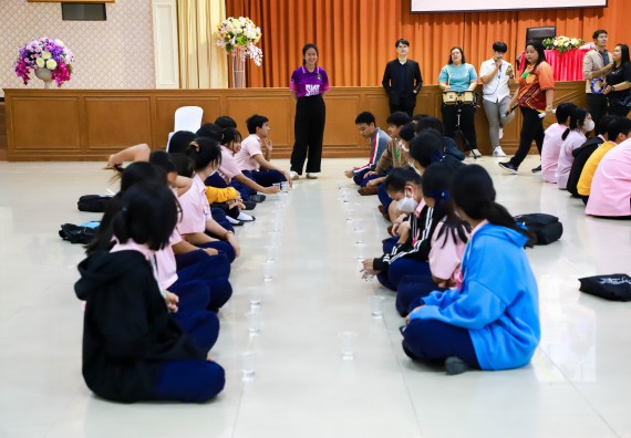 ภาพกิจกรรม  คณะวิทยาศาสตร์และเทคโนโลยี จัดค่ายวิทยาศาสตร์สัญจร ปีการศึกษา 2566  โรงเรียนวัชรวิทยา