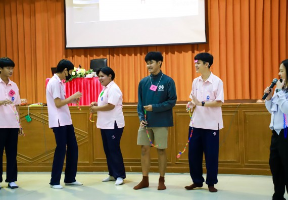 ภาพกิจกรรม  คณะวิทยาศาสตร์และเทคโนโลยี จัดค่ายวิทยาศาสตร์สัญจร ปีการศึกษา 2566  โรงเรียนวัชรวิทยา