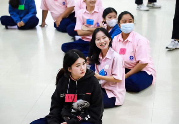 ภาพกิจกรรม  คณะวิทยาศาสตร์และเทคโนโลยี จัดค่ายวิทยาศาสตร์สัญจร ปีการศึกษา 2566  โรงเรียนวัชรวิทยา
