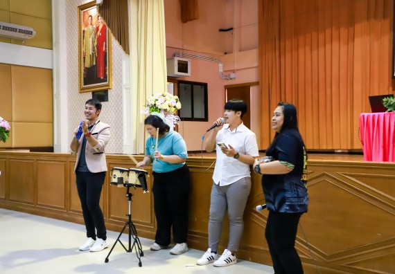 ภาพกิจกรรม  คณะวิทยาศาสตร์และเทคโนโลยี จัดค่ายวิทยาศาสตร์สัญจร ปีการศึกษา 2566  โรงเรียนวัชรวิทยา