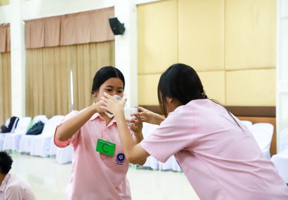 ภาพกิจกรรม  คณะวิทยาศาสตร์และเทคโนโลยี จัดค่ายวิทยาศาสตร์สัญจร ปีการศึกษา 2566  โรงเรียนวัชรวิทยา