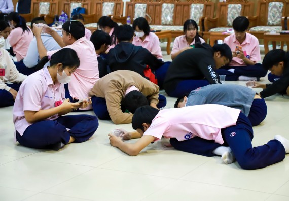 ภาพกิจกรรม  คณะวิทยาศาสตร์และเทคโนโลยี จัดค่ายวิทยาศาสตร์สัญจร ปีการศึกษา 2566  โรงเรียนวัชรวิทยา