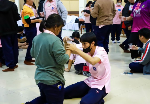 ภาพกิจกรรม  คณะวิทยาศาสตร์และเทคโนโลยี จัดค่ายวิทยาศาสตร์สัญจร ปีการศึกษา 2566  โรงเรียนวัชรวิทยา