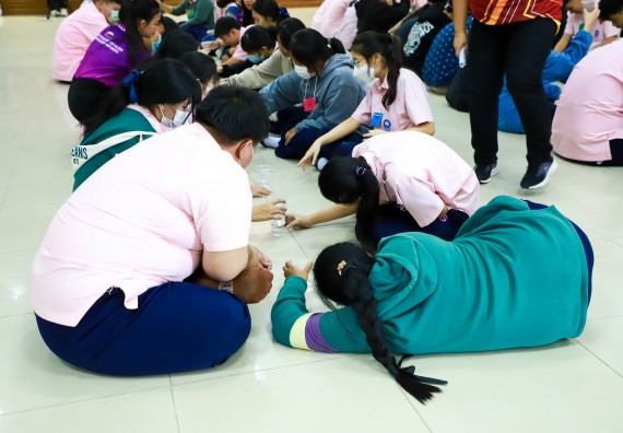 ภาพกิจกรรม  คณะวิทยาศาสตร์และเทคโนโลยี จัดค่ายวิทยาศาสตร์สัญจร ปีการศึกษา 2566  โรงเรียนวัชรวิทยา