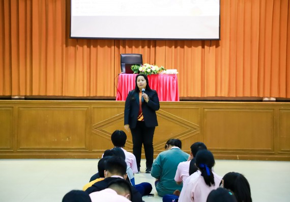 ภาพกิจกรรม  คณะวิทยาศาสตร์และเทคโนโลยี จัดค่ายวิทยาศาสตร์สัญจร ปีการศึกษา 2566  โรงเรียนวัชรวิทยา