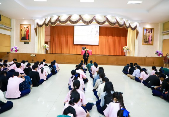 ภาพกิจกรรม  คณะวิทยาศาสตร์และเทคโนโลยี จัดค่ายวิทยาศาสตร์สัญจร ปีการศึกษา 2566  โรงเรียนวัชรวิทยา