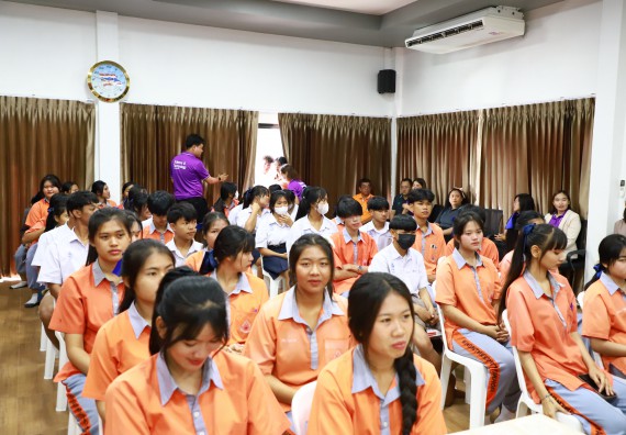 ภาพกิจกรรม  คณะวิทยาศาสตร์และเทคโนโลยี จัดค่ายวิทยาศาสตร์สัญจร ปีการศึกษา 2566  โรงเรียนคณฑีพิทยาคม