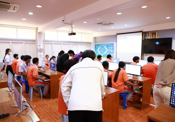 ภาพกิจกรรม  คณะวิทยาศาสตร์และเทคโนโลยี จัดค่ายวิทยาศาสตร์สัญจร ปีการศึกษา 2566  โรงเรียนคณฑีพิทยาคม