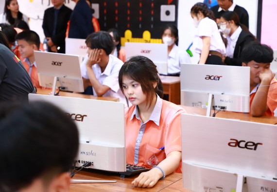 ภาพกิจกรรม  คณะวิทยาศาสตร์และเทคโนโลยี จัดค่ายวิทยาศาสตร์สัญจร ปีการศึกษา 2566  โรงเรียนคณฑีพิทยาคม