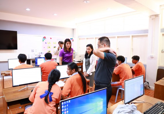 ภาพกิจกรรม  คณะวิทยาศาสตร์และเทคโนโลยี จัดค่ายวิทยาศาสตร์สัญจร ปีการศึกษา 2566  โรงเรียนคณฑีพิทยาคม