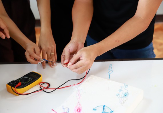 ภาพกิจกรรม  คณะวิทยาศาสตร์และเทคโนโลยี จัดค่ายวิทยาศาสตร์สัญจร ปีการศึกษา 2566  โรงเรียนคณฑีพิทยาคม