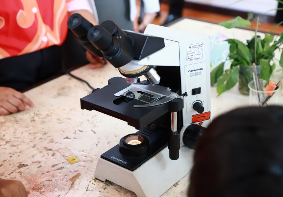 ภาพกิจกรรม  คณะวิทยาศาสตร์และเทคโนโลยี จัดค่ายวิทยาศาสตร์สัญจร ปีการศึกษา 2566  โรงเรียนคณฑีพิทยาคม