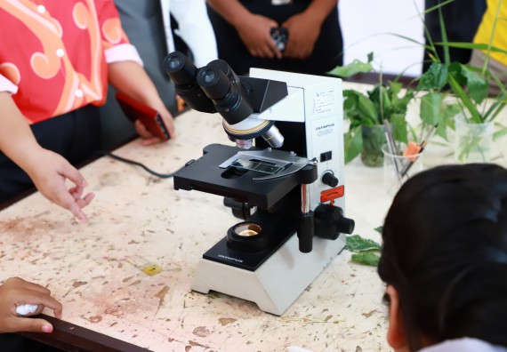 ภาพกิจกรรม  คณะวิทยาศาสตร์และเทคโนโลยี จัดค่ายวิทยาศาสตร์สัญจร ปีการศึกษา 2566  โรงเรียนคณฑีพิทยาคม