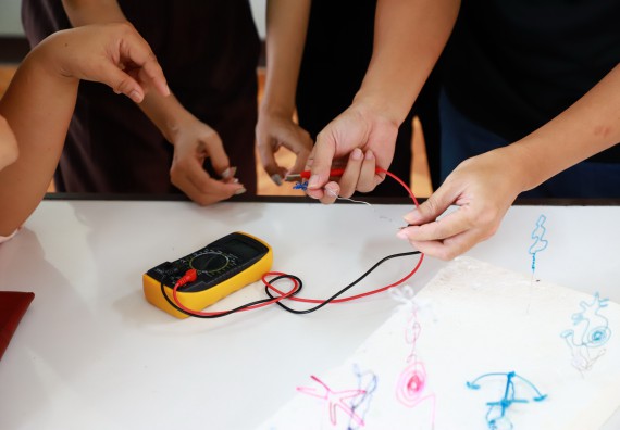 ภาพกิจกรรม  คณะวิทยาศาสตร์และเทคโนโลยี จัดค่ายวิทยาศาสตร์สัญจร ปีการศึกษา 2566  โรงเรียนคณฑีพิทยาคม