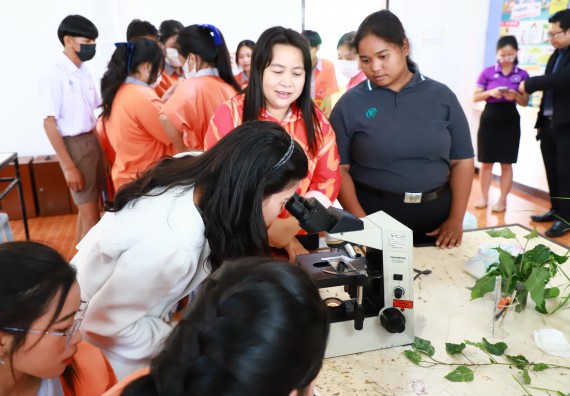 ภาพกิจกรรม  คณะวิทยาศาสตร์และเทคโนโลยี จัดค่ายวิทยาศาสตร์สัญจร ปีการศึกษา 2566  โรงเรียนคณฑีพิทยาคม