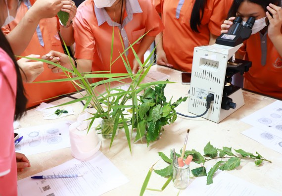 ภาพกิจกรรม  คณะวิทยาศาสตร์และเทคโนโลยี จัดค่ายวิทยาศาสตร์สัญจร ปีการศึกษา 2566  โรงเรียนคณฑีพิทยาคม