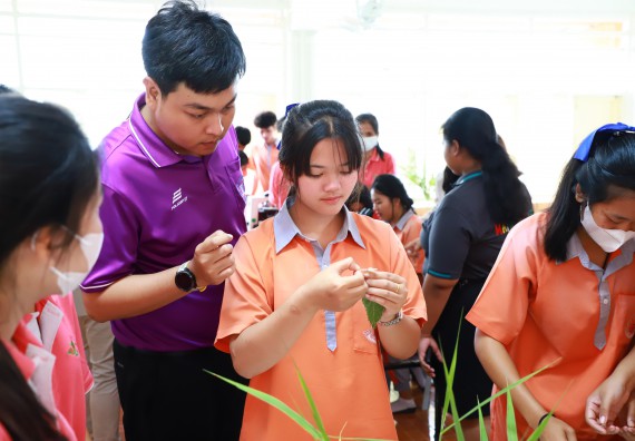 ภาพกิจกรรม  คณะวิทยาศาสตร์และเทคโนโลยี จัดค่ายวิทยาศาสตร์สัญจร ปีการศึกษา 2566  โรงเรียนคณฑีพิทยาคม