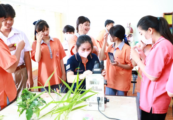 ภาพกิจกรรม  คณะวิทยาศาสตร์และเทคโนโลยี จัดค่ายวิทยาศาสตร์สัญจร ปีการศึกษา 2566  โรงเรียนคณฑีพิทยาคม