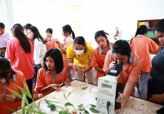 ภาพกิจกรรม  คณะวิทยาศาสตร์และเทคโนโลยี จัดค่ายวิทยาศาสตร์สัญจร ปีการศึกษา 2566  โรงเรียนคณฑีพิทยาคม