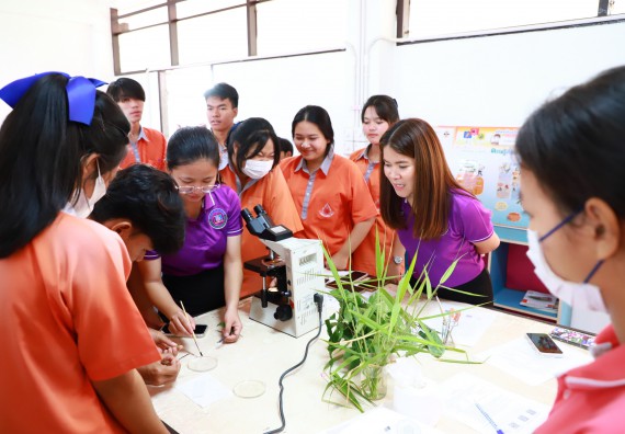 ภาพกิจกรรม  คณะวิทยาศาสตร์และเทคโนโลยี จัดค่ายวิทยาศาสตร์สัญจร ปีการศึกษา 2566  โรงเรียนคณฑีพิทยาคม