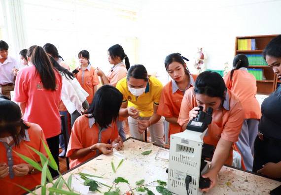ภาพกิจกรรม  คณะวิทยาศาสตร์และเทคโนโลยี จัดค่ายวิทยาศาสตร์สัญจร ปีการศึกษา 2566  โรงเรียนคณฑีพิทยาคม