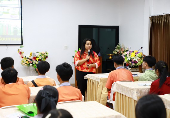ภาพกิจกรรม  คณะวิทยาศาสตร์และเทคโนโลยี จัดค่ายวิทยาศาสตร์สัญจร ปีการศึกษา 2566  โรงเรียนคณฑีพิทยาคม