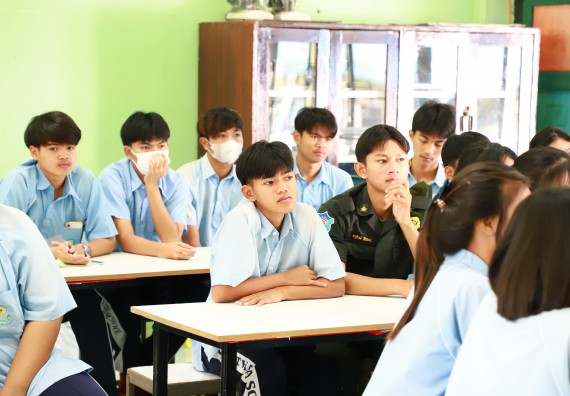 ภาพกิจกรรม  คณะวิทยาศาสตร์และเทคโนโลยี จัดค่ายวิทยาศาสตร์สัญจร ปีการศึกษา 2566  โรงเรียนพิไกรวิทยา