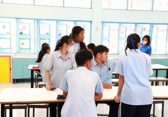 ภาพกิจกรรม  คณะวิทยาศาสตร์และเทคโนโลยี จัดค่ายวิทยาศาสตร์สัญจร ปีการศึกษา 2566  โรงเรียนพิไกรวิทยา