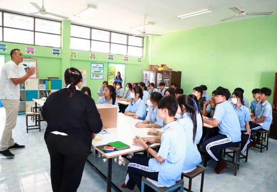 ภาพกิจกรรม  คณะวิทยาศาสตร์และเทคโนโลยี จัดค่ายวิทยาศาสตร์สัญจร ปีการศึกษา 2566  โรงเรียนพิไกรวิทยา