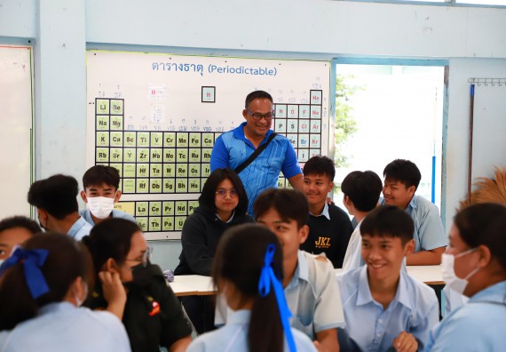 ภาพกิจกรรม  คณะวิทยาศาสตร์และเทคโนโลยี จัดค่ายวิทยาศาสตร์สัญจร ปีการศึกษา 2566  โรงเรียนพิไกรวิทยา