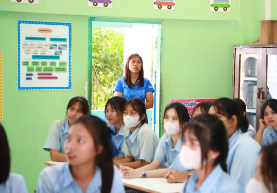 ภาพกิจกรรม  คณะวิทยาศาสตร์และเทคโนโลยี จัดค่ายวิทยาศาสตร์สัญจร ปีการศึกษา 2566  โรงเรียนพิไกรวิทยา
