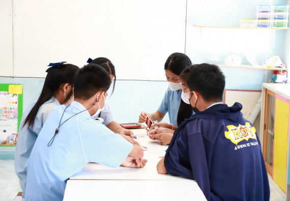 ภาพกิจกรรม  คณะวิทยาศาสตร์และเทคโนโลยี จัดค่ายวิทยาศาสตร์สัญจร ปีการศึกษา 2566  โรงเรียนพิไกรวิทยา