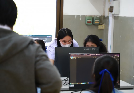 ภาพกิจกรรม  คณะวิทยาศาสตร์และเทคโนโลยี จัดค่ายวิทยาศาสตร์สัญจร ปีการศึกษา 2566  โรงเรียนพิไกรวิทยา