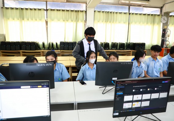 ภาพกิจกรรม  คณะวิทยาศาสตร์และเทคโนโลยี จัดค่ายวิทยาศาสตร์สัญจร ปีการศึกษา 2566  โรงเรียนพิไกรวิทยา