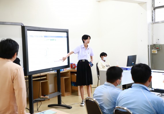 ภาพกิจกรรม  คณะวิทยาศาสตร์และเทคโนโลยี จัดค่ายวิทยาศาสตร์สัญจร ปีการศึกษา 2566  โรงเรียนพิไกรวิทยา