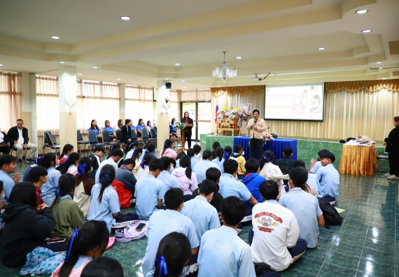 ภาพกิจกรรม  คณะวิทยาศาสตร์และเทคโนโลยี จัดค่ายวิทยาศาสตร์สัญจร ปีการศึกษา 2566  โรงเรียนพิไกรวิทยา